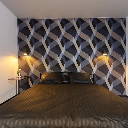 Samira 2 Apartment Kiev Ngoại thất bức ảnh
